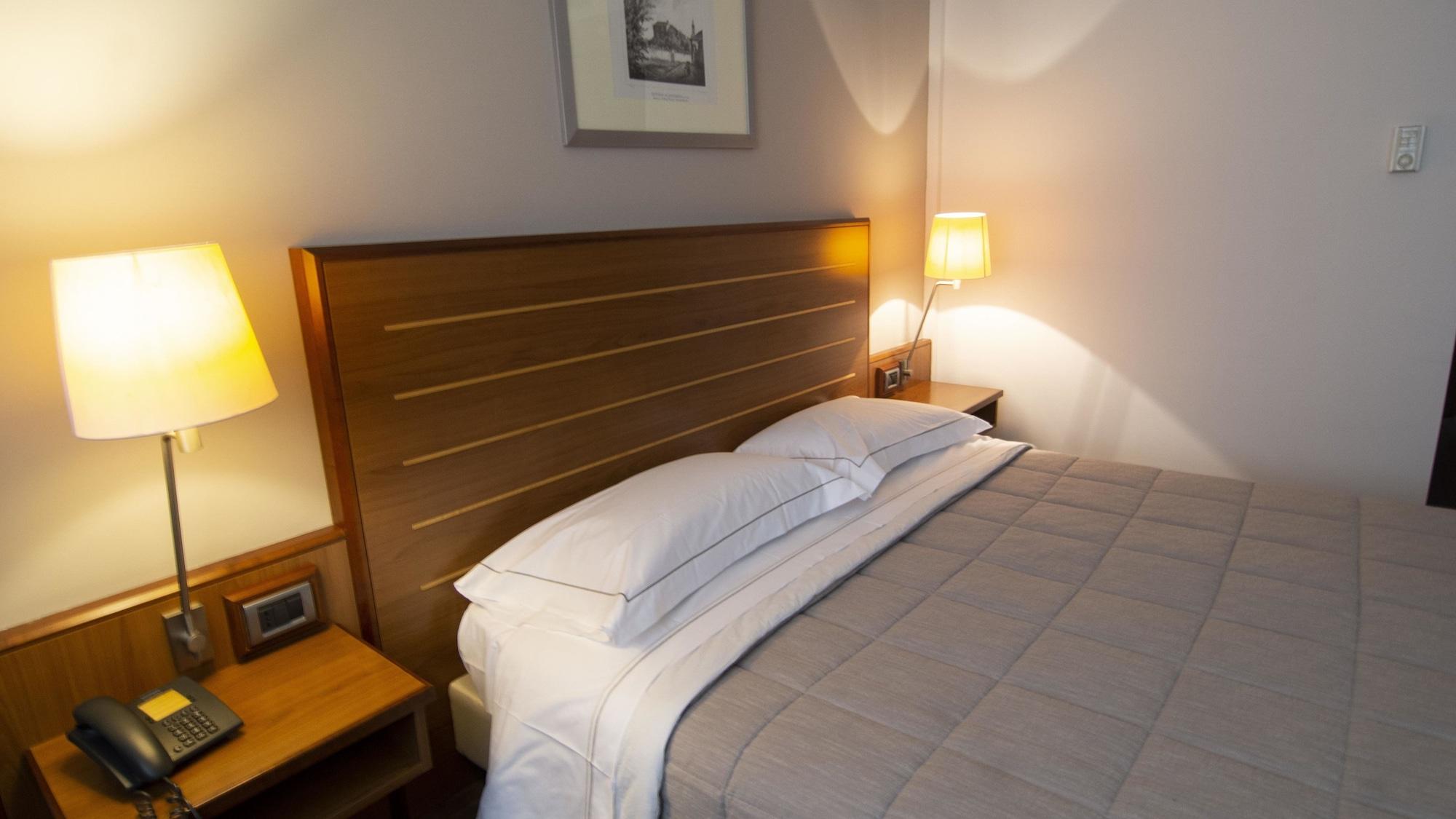 B&B Hotel Cuneo Cristal Zewnętrze zdjęcie