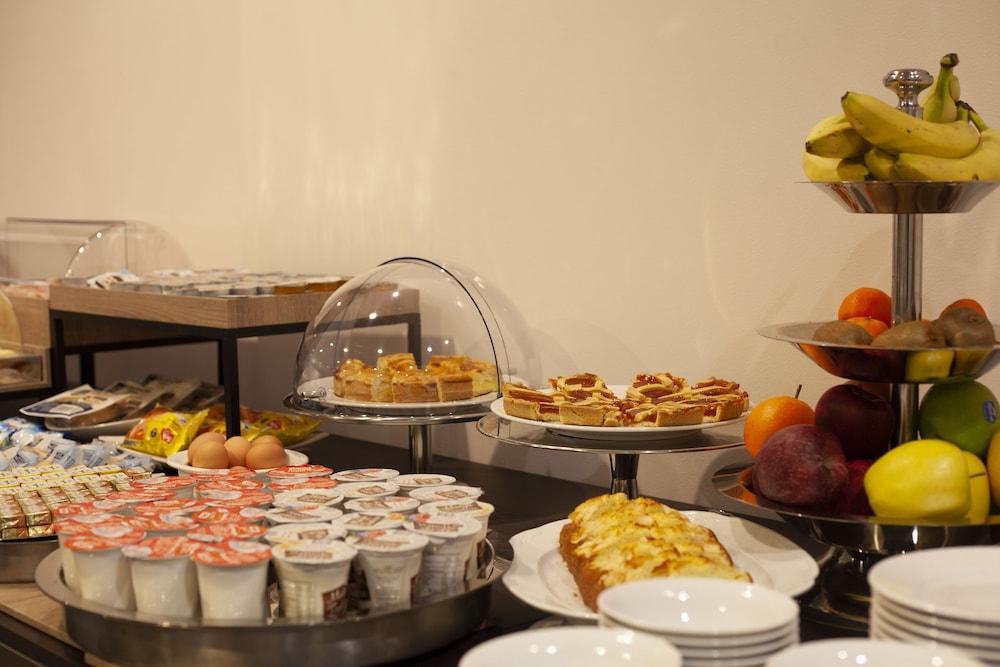 B&B Hotel Cuneo Cristal Zewnętrze zdjęcie