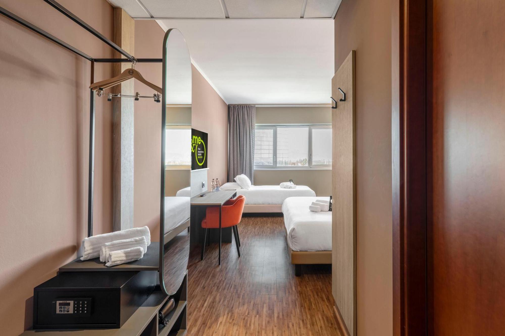 B&B Hotel Cuneo Cristal Zewnętrze zdjęcie