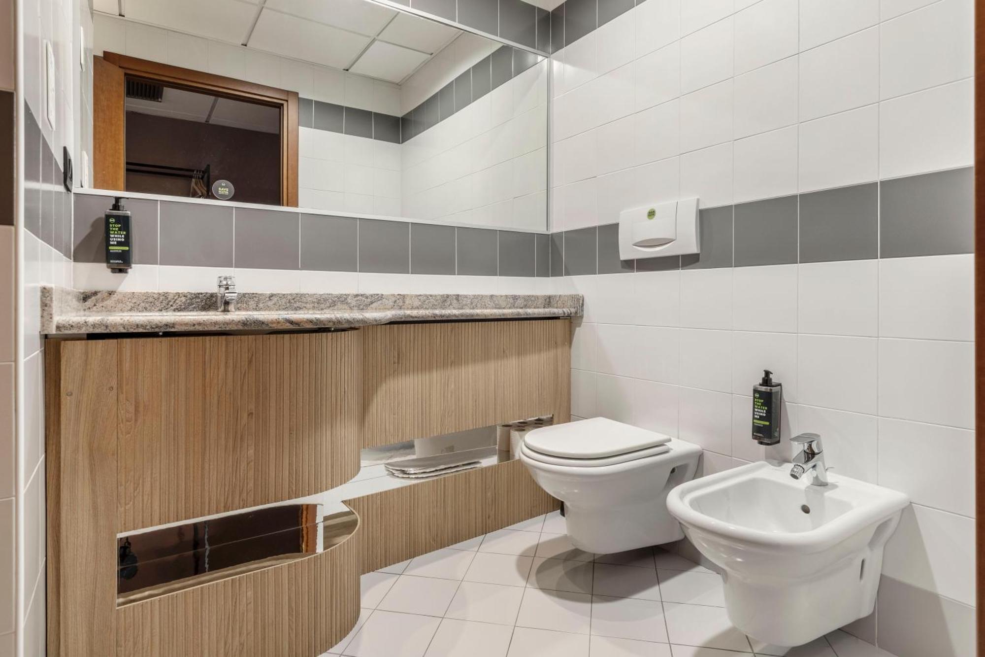 B&B Hotel Cuneo Cristal Zewnętrze zdjęcie