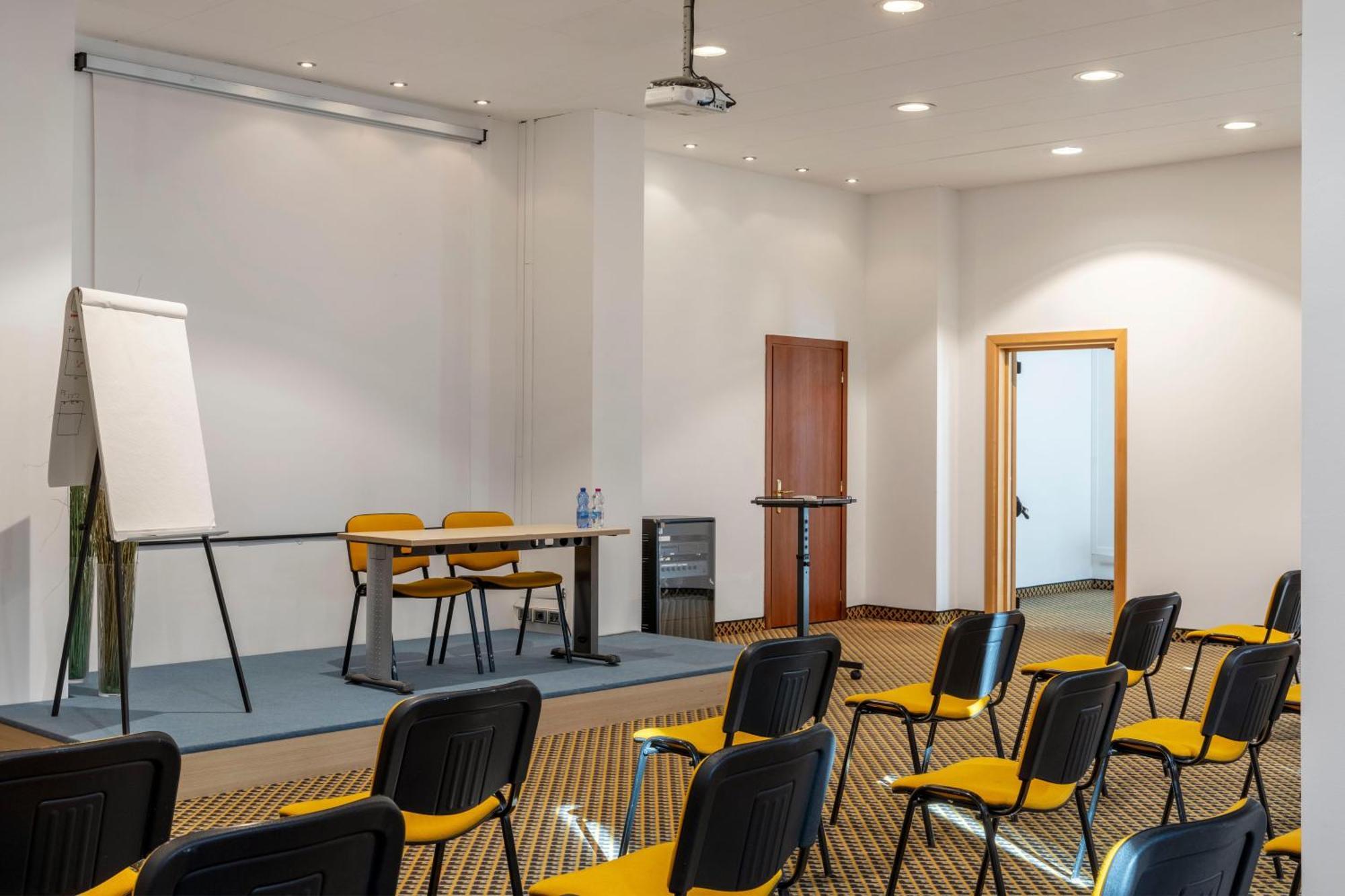 B&B Hotel Cuneo Cristal Zewnętrze zdjęcie