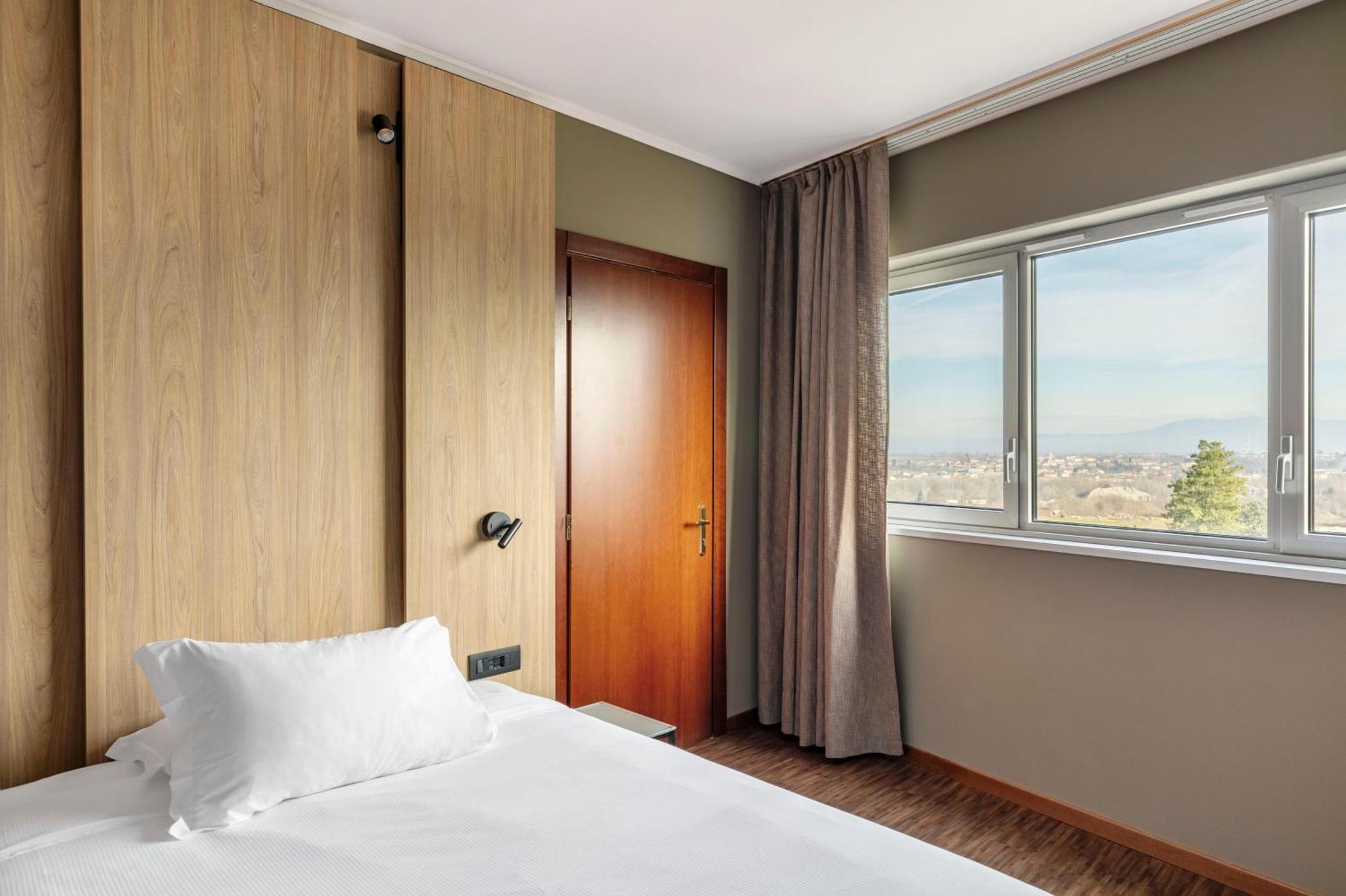 B&B Hotel Cuneo Cristal Zewnętrze zdjęcie
