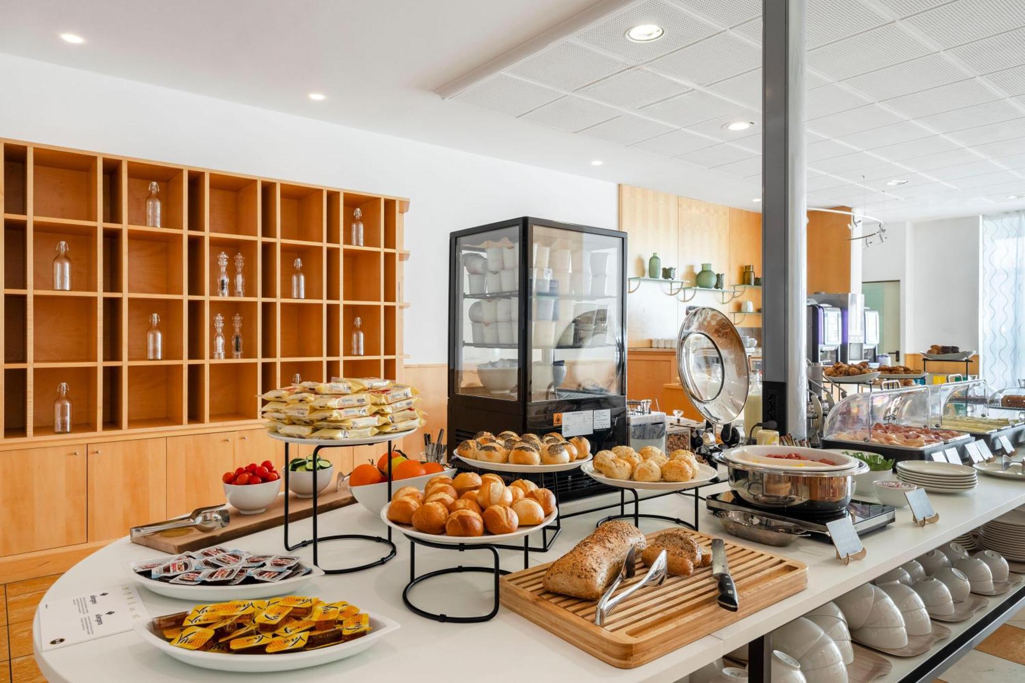 B&B Hotel Cuneo Cristal Zewnętrze zdjęcie