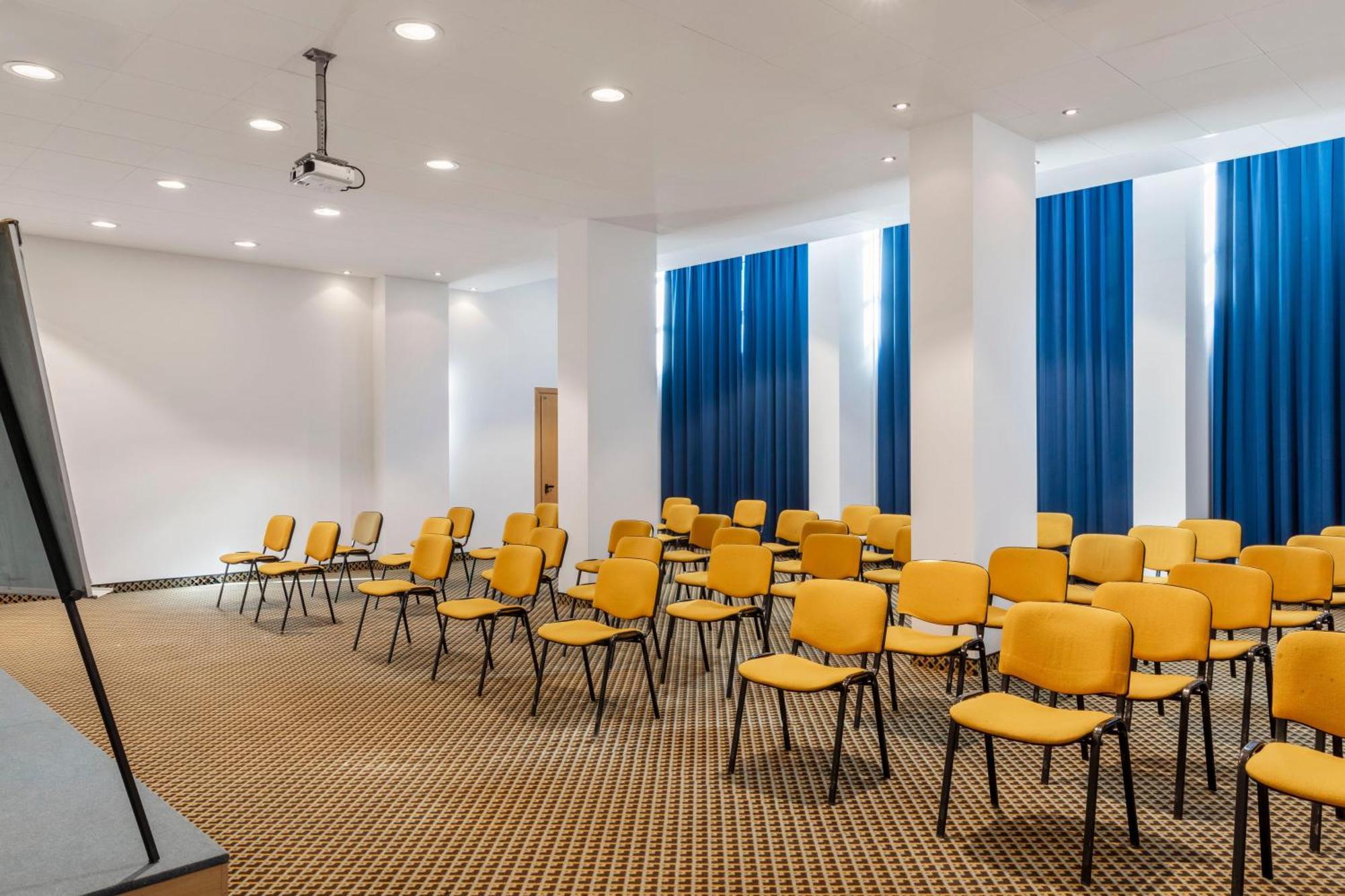 B&B Hotel Cuneo Cristal Zewnętrze zdjęcie